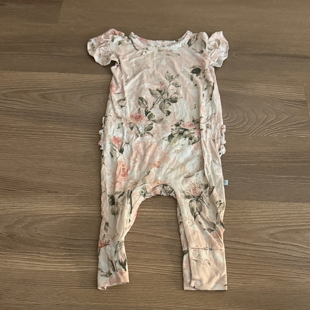 POSH PEANUT baby girl floral short sleeve ruffle bamboo romper 12-18m
